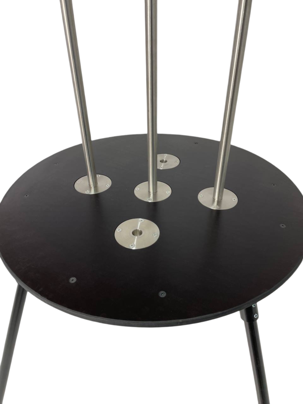 Цирковий реквізит - Стіл для Еквілібру з трьома тростями