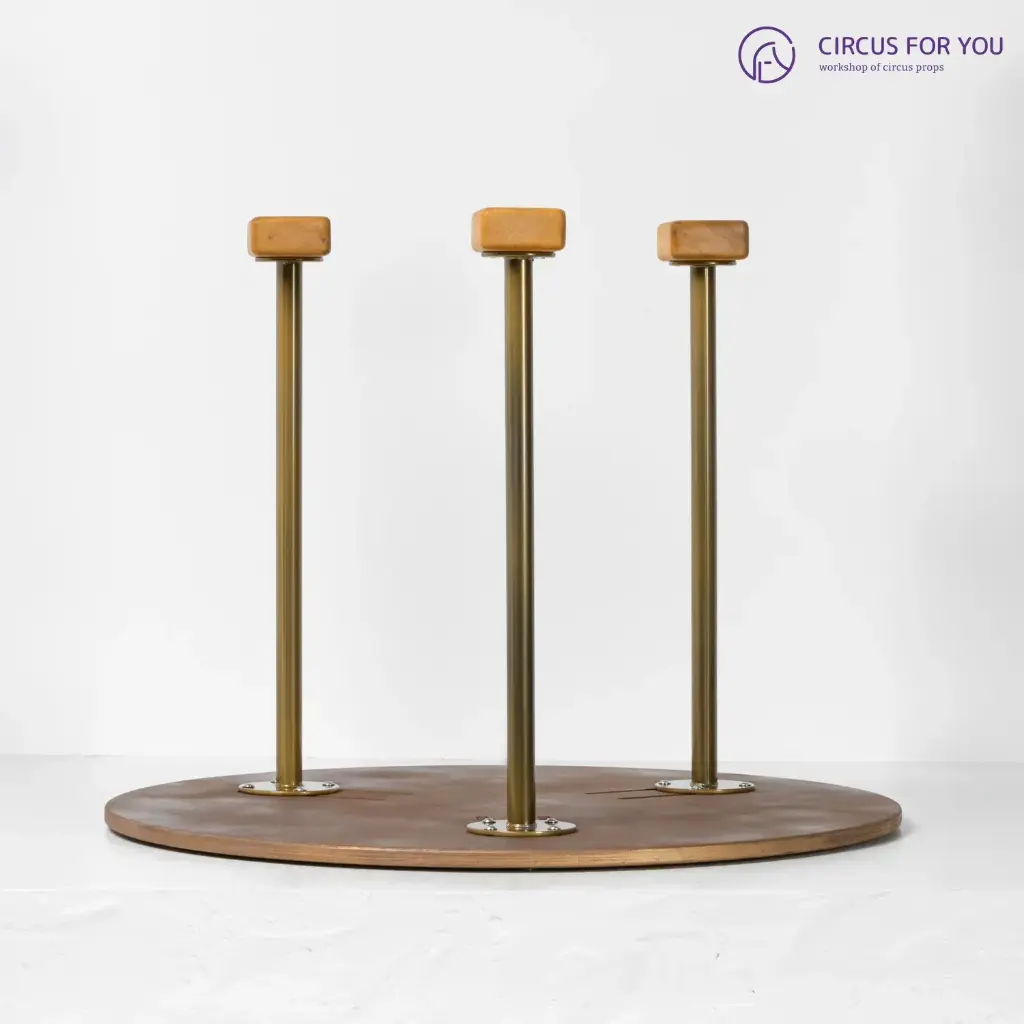 Акробатичні стійки на круглій платформі (копія)