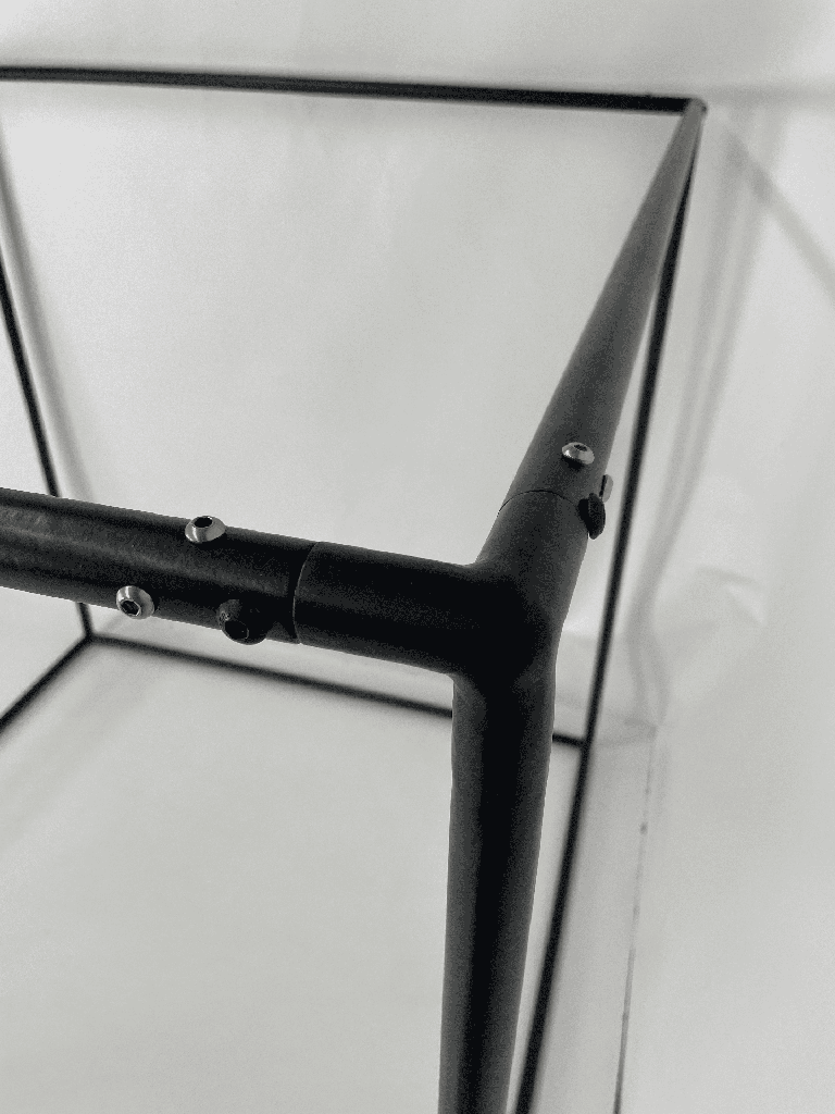 Куб для повітряної акробатики