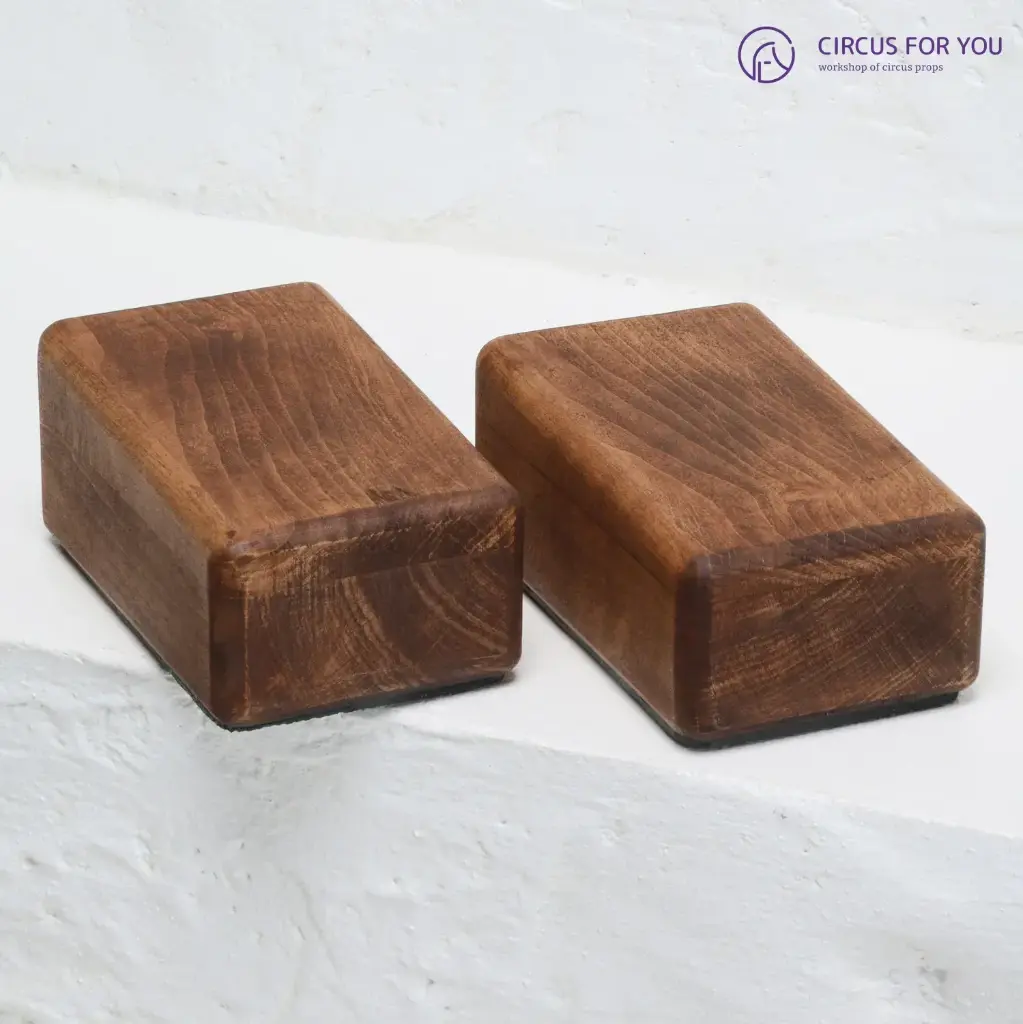 Кубики для стійок на руках з нахилом Вільха