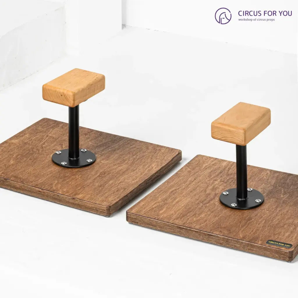 Стійки акробатичні “Тревел” (неламінована фанера)