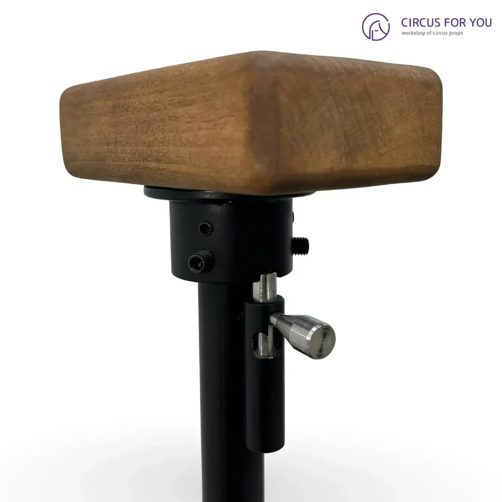 Стійки акробатичні “Тревел” (неламінована фанера)