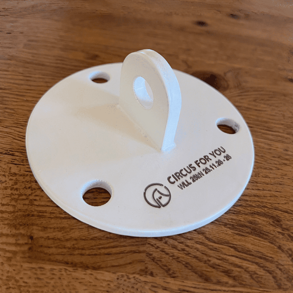 Кронштейн для підвіски циркового реквізиту