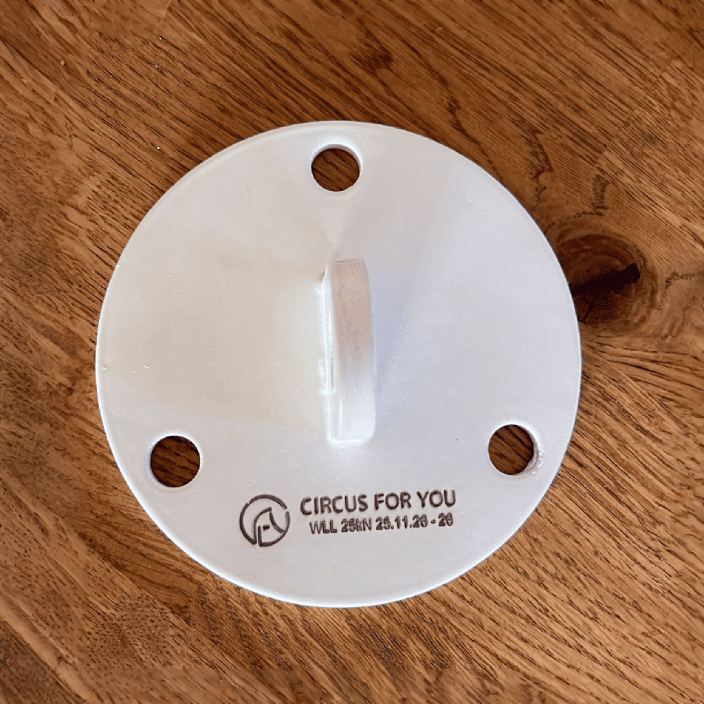 Кронштейн для підвіски циркового реквізиту