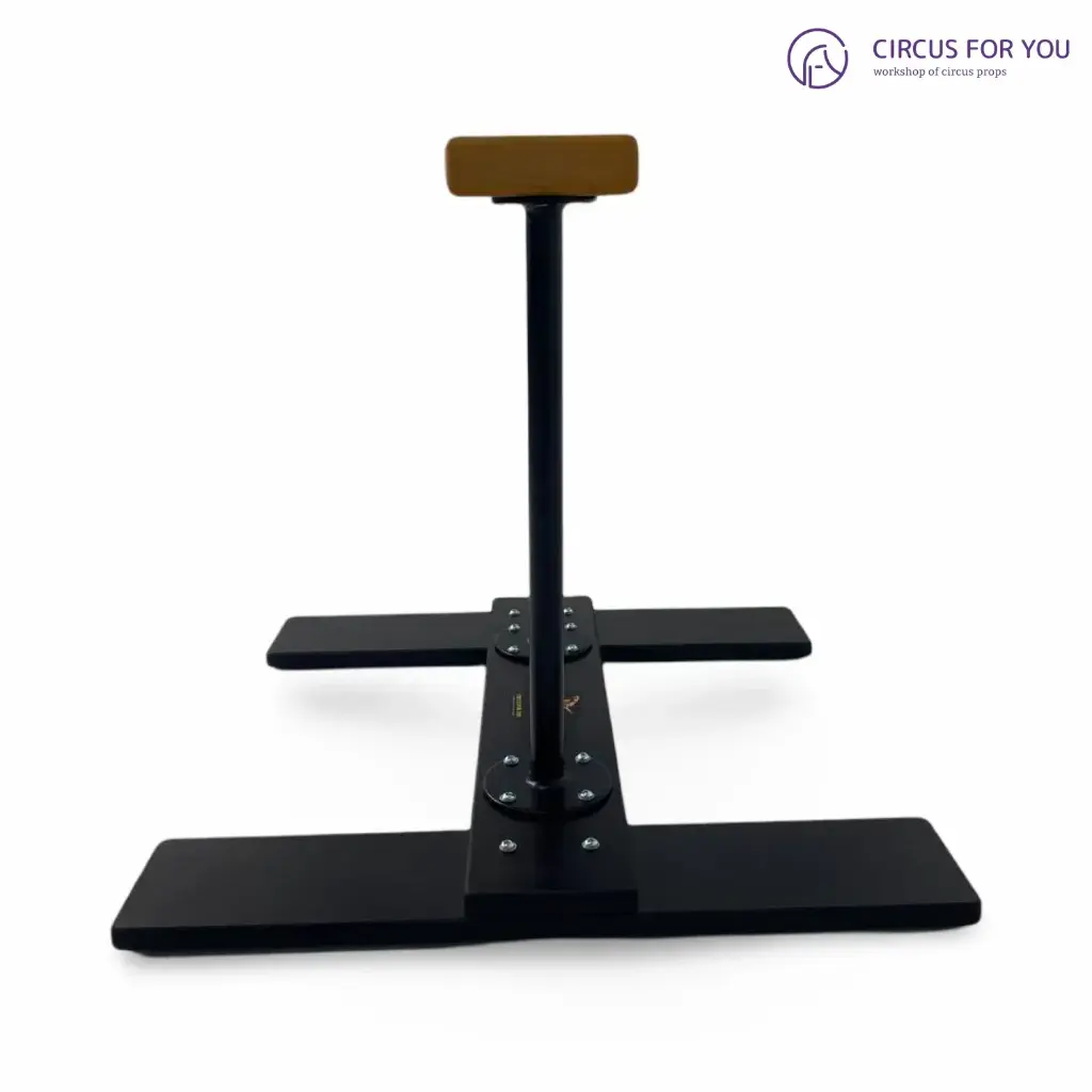 Акробатичні стійки "Універсал" на розбірній платформі