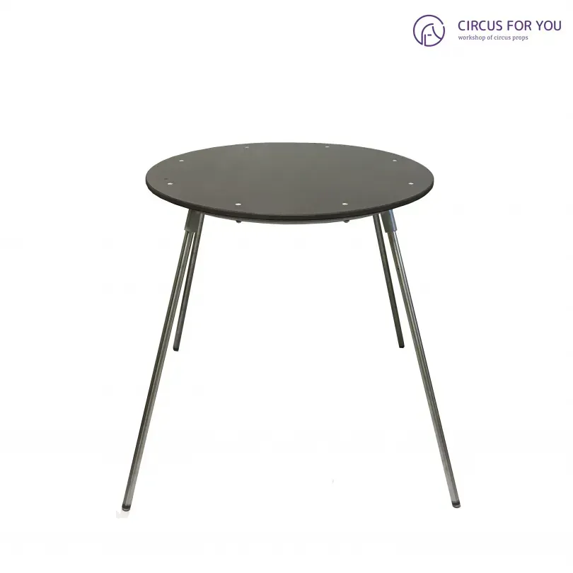 Стіл круглий для каучуку або еквілібру зі стальним каркасом