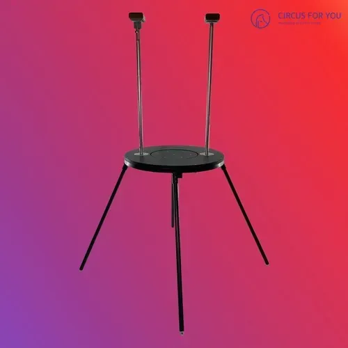 Цирковий реквізит - Стіл з обертанням та тростями